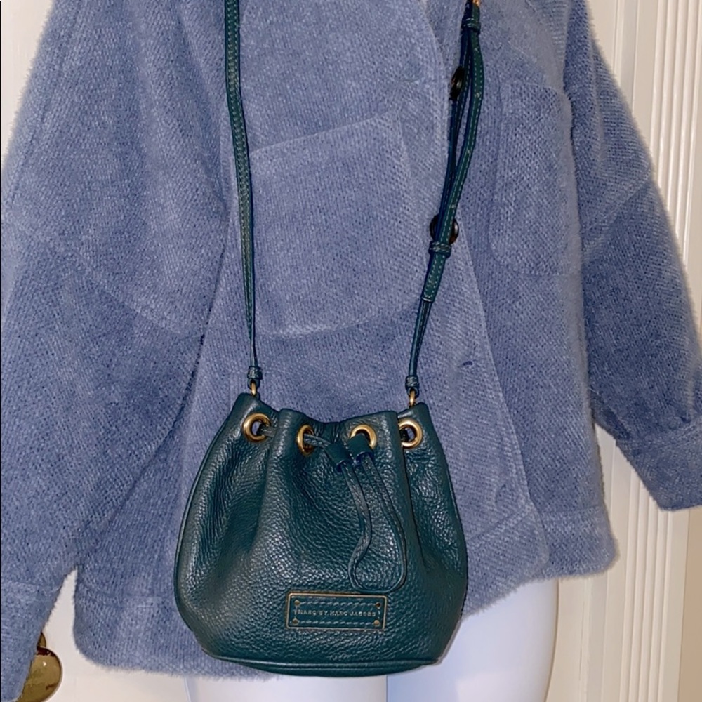 Marc Jacobs mini crossbody/ bucket bag